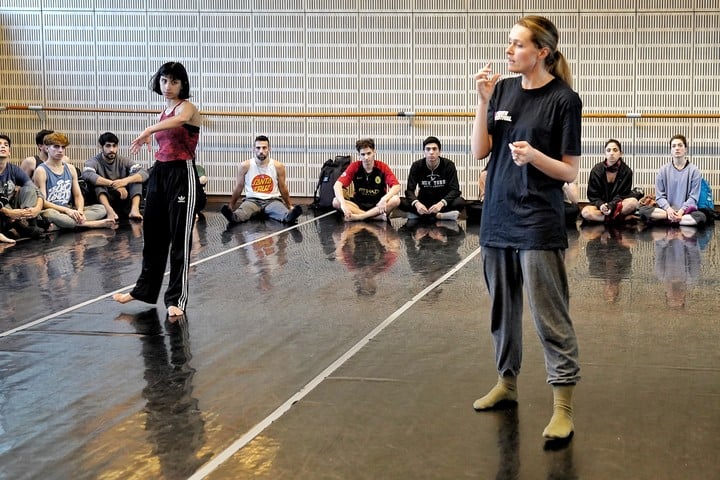 el-ballet-del-san-martin-estrena-una-obra-con-50-bailarines-en-escena