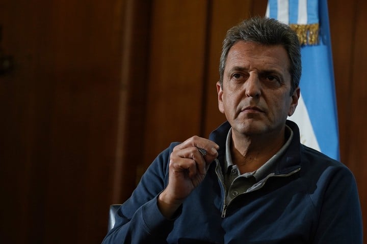 sergio-massa:-«la-idea-de-javier-milei-presidente-hace-inviable-a-la-argentina»