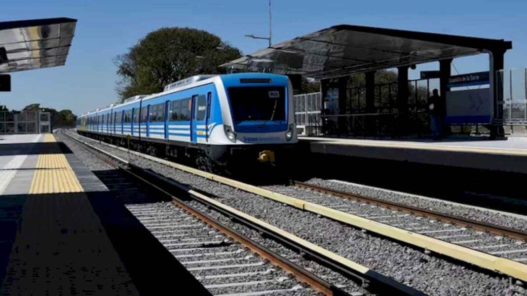 tras-el-belgrano-cargas,-el-gobierno-avanzara-para-privatizar-los-trenes-de-pasajeros