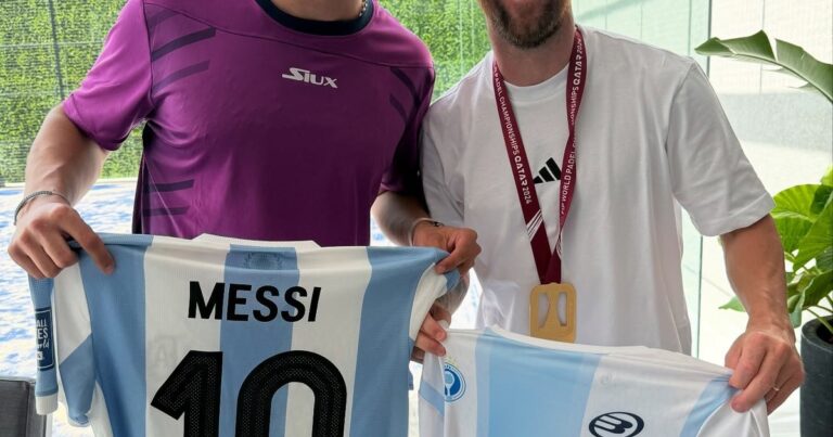 El campeón del mundo de pádel que cumplió un sueño: jugó con Messi y se tatuó su firma