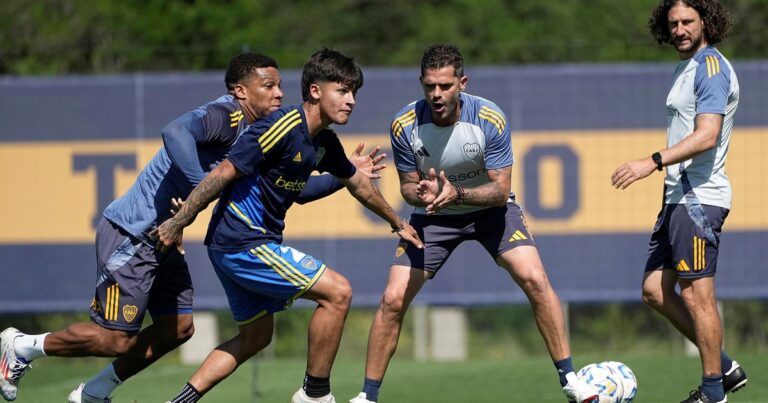 Los dos equipos que probó Gago con varias bajas de peso