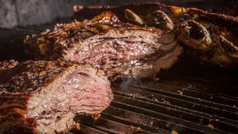 Habrá vitel toné o no? Cuánto cuestan los cortes de carne para Navidad