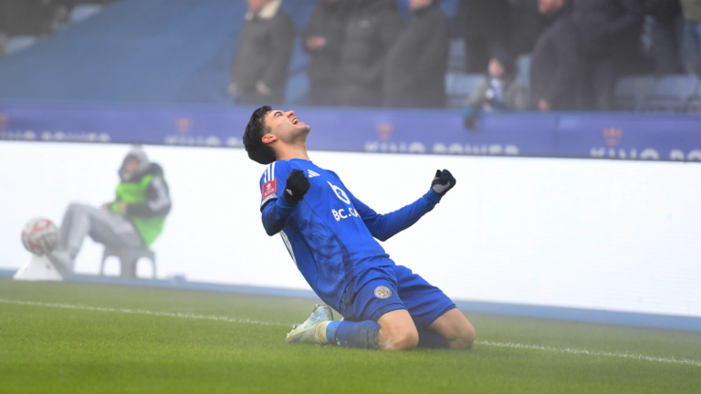 Jornada de goleadas en la FA Cup: festejos argentinos y paliza del Manchester City