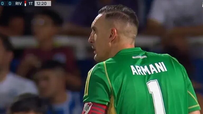 El cruce entre Armani y Pezzella en pleno River-Godoy Cruz que sorprendió a todos