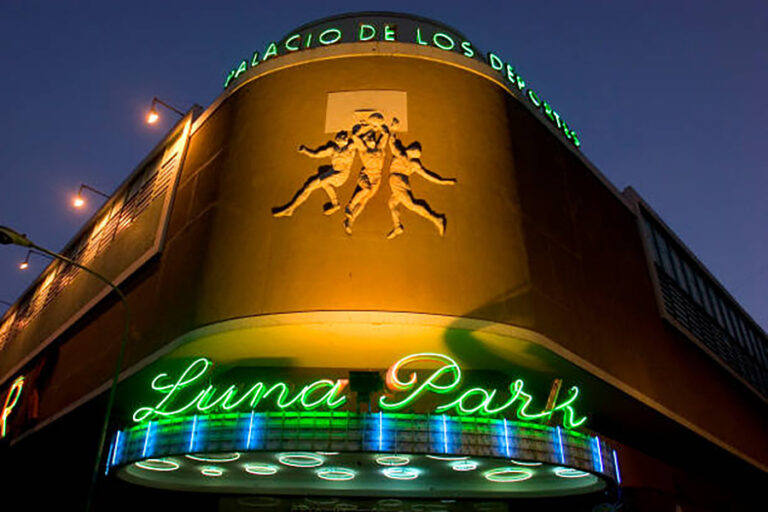 Polémica por la renovación del Luna Park