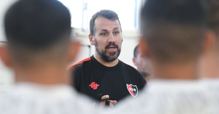 La curiosa primera lista de convocados del Ogro Fabbiani en Newells