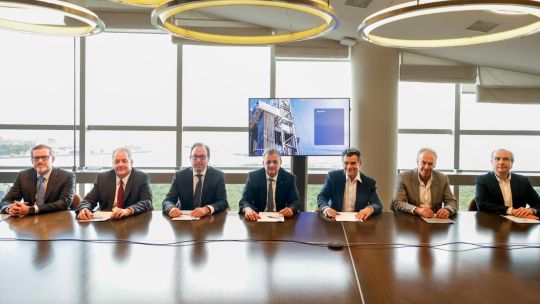 Shell y Chevron confirmaron que se suman al proyecto Vaca Muerta Sur