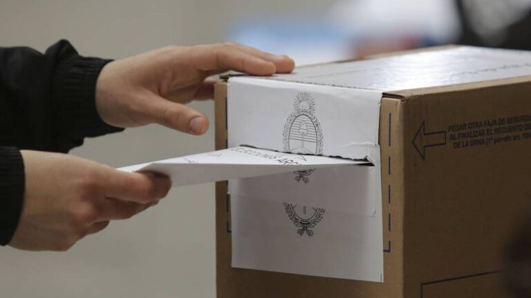 Elecciones 2025: cerraron listas para el «súper domingo» del 11 de mayo