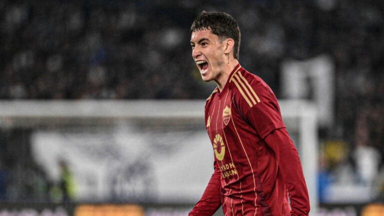Matías Soulé empató el clásico ante Lazio con un golazo al ángulo para la Roma