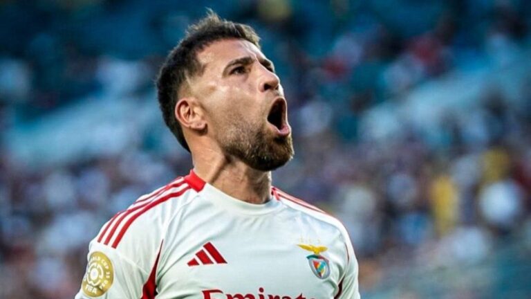 El picante posteo de Nicolás Otamendi para provocar a los hinchas de Boca tras su gol