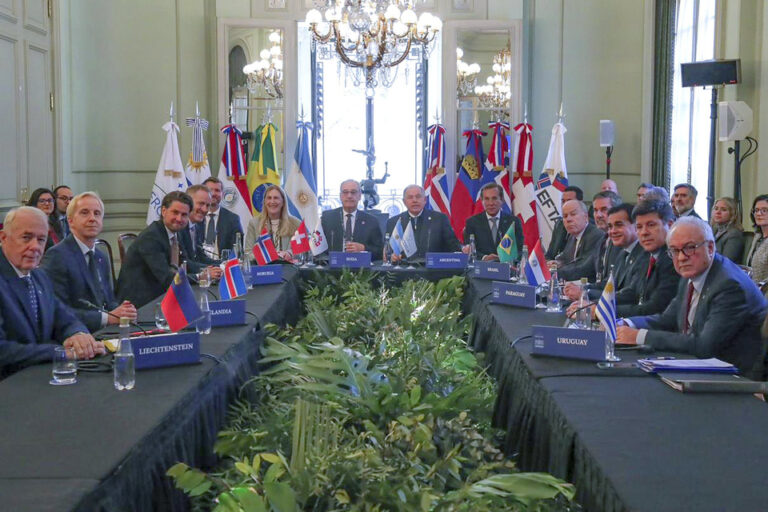 Nuevo acuerdo de libre comercio