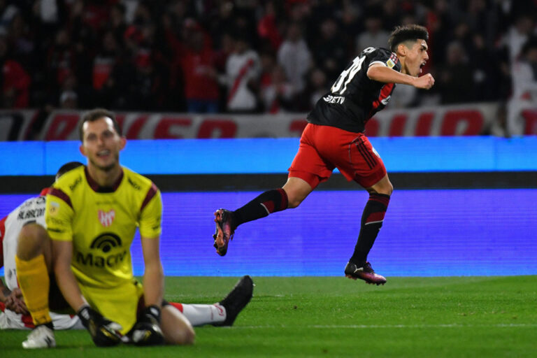 Liga Profesional: River recuperó su fútbol y goleó a Instituto en Córdoba