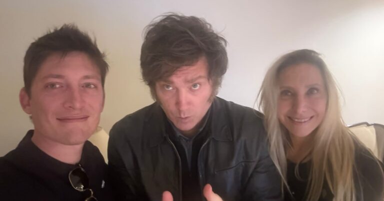 Cómo se gestó la tregua entre Karina Milei y Santiago Caputo: las urgencias de la campaña y el control de los «electrones sueltos»