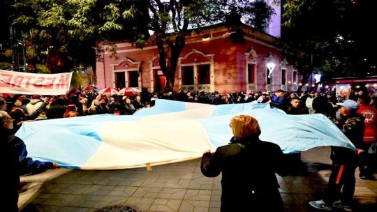 La jugada de De Loredo pro-Milei que hizo estallar la interna en la UCR cordobesa