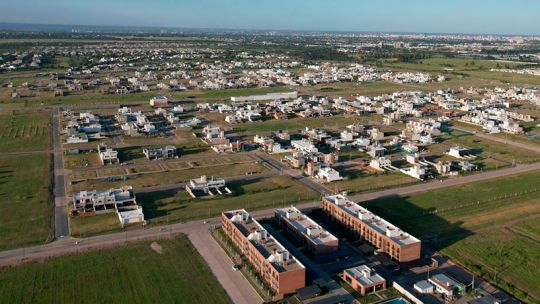 Porteños seducidos por los inmuebles cordobeses: el metro cuadrado vale casi la mitad que en Buenos Aires