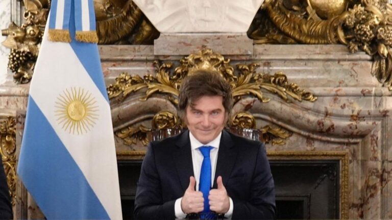 Milei habló sobre la película de Francella: «Les duele el éxito sin financiamiento del Estado»