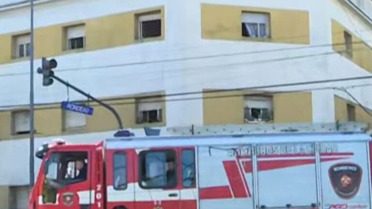 Incendio en un hotel de Constitución dejó al menos 18 afectados