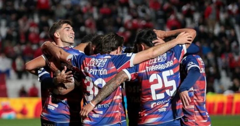 Desde Unión advierten a River: «Practicamos penales todos los jugadores» y «tenemos un dato de Armani»