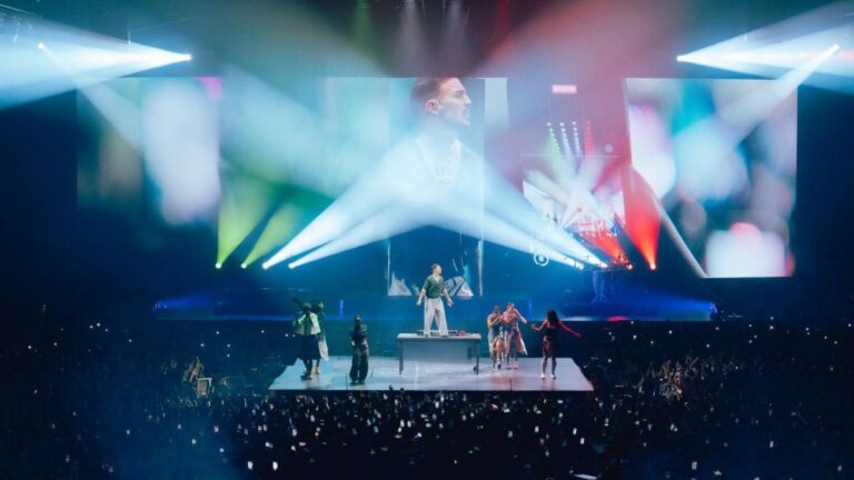 Rels B hace historia en México: seis sold outs en el Palacio de los Deportes