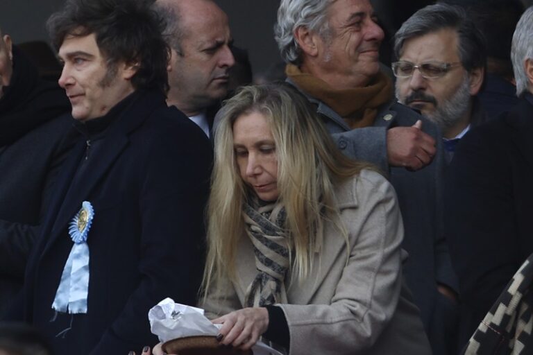 Censura: el Gobierno consigue un fallo que prohíbe la difusión de los audios de Karina