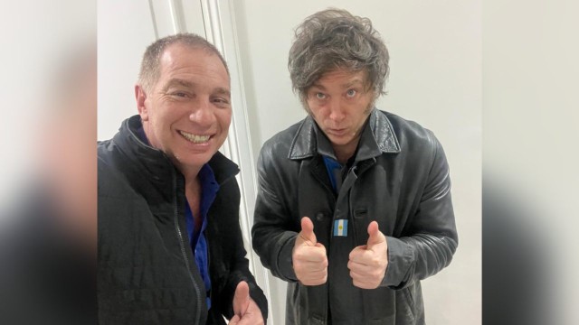 Cómo se gestó la elección de Santilli: negativa de Caputo y poder de Karina y los Menem