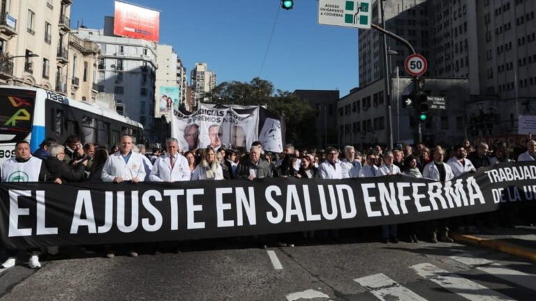 La UBA advirtió que en 2026 recibirá un 30% menos de presupuesto para los hospitales universitarios