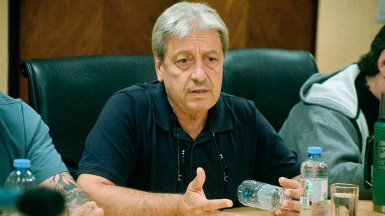 Furlán se desmarca de la CGT y reclama un paro nacional