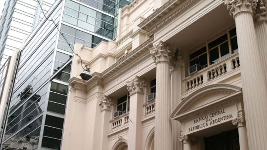 El Banco Central sumó US$ 124 millones pero las reservas perforaron los US$ 46.000 millones