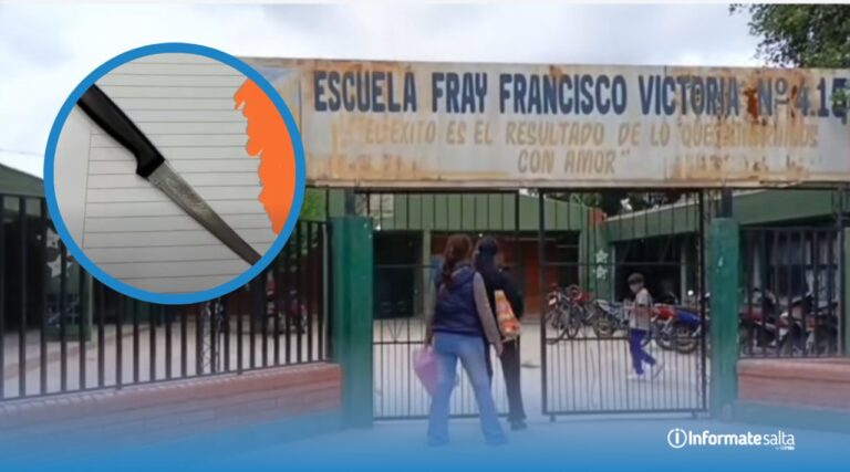 Exterior de la escuela Fray Francisco Victoria en Embarcación, provincia de Salta.