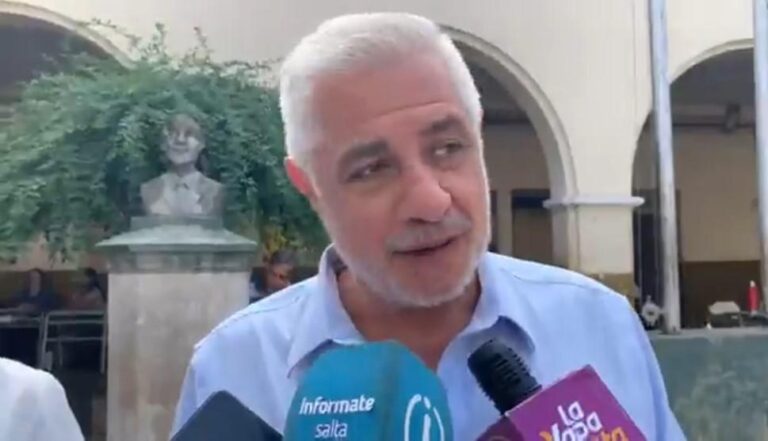 Reunión del Foro de Intendentes de Salta con legisladores nacionales para analizar temas financieros.