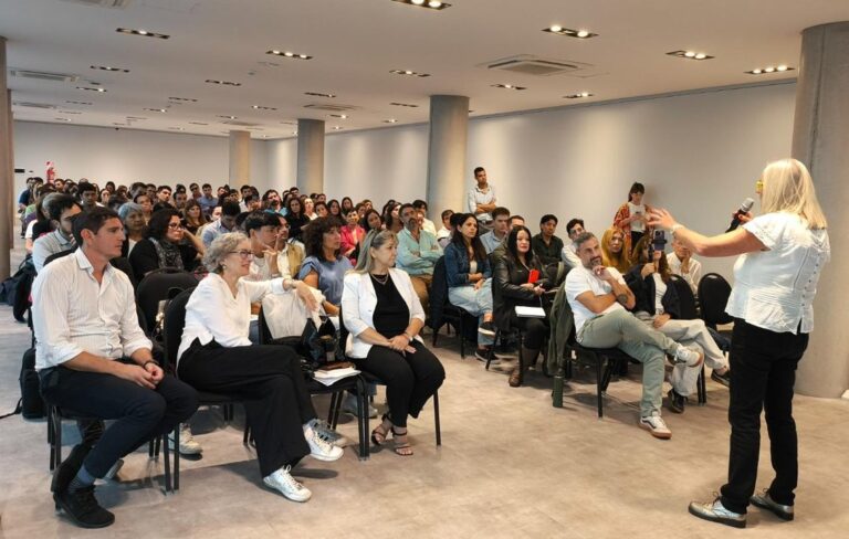 Presentación del programa ejecutivo El Salto en la ciudad de Salta