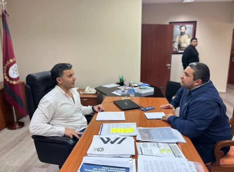 Intendente de Metán y ministro provincial en reunión de trabajo sobre obras de infraestructura