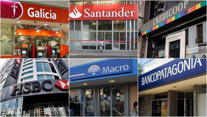 Cajero automático con cartel de fuera de servicio por paro bancario