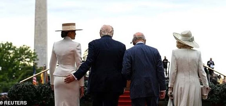 Donald Trump y Melania Trump durante la visita del rey Carlos III a la Casa Blanca